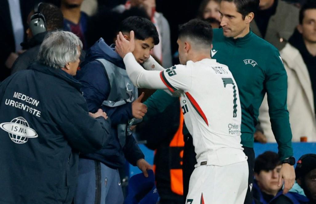 开云官方网站-太阳报：内托推球童没拿黄牌，欧足联可能介入并进行追加处罚