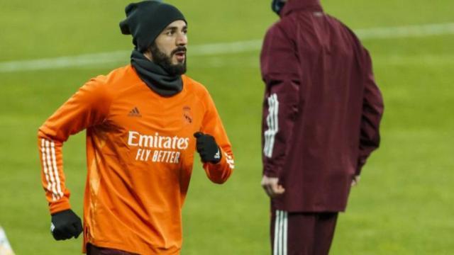 开云登录-本泽马因录像带事件面临庭审 律师：荒谬，不公